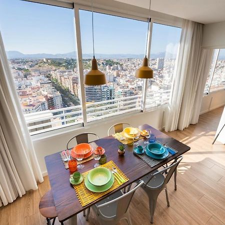 Charming Downtown Skyscrapper Apartman Alicante Kültér fotó