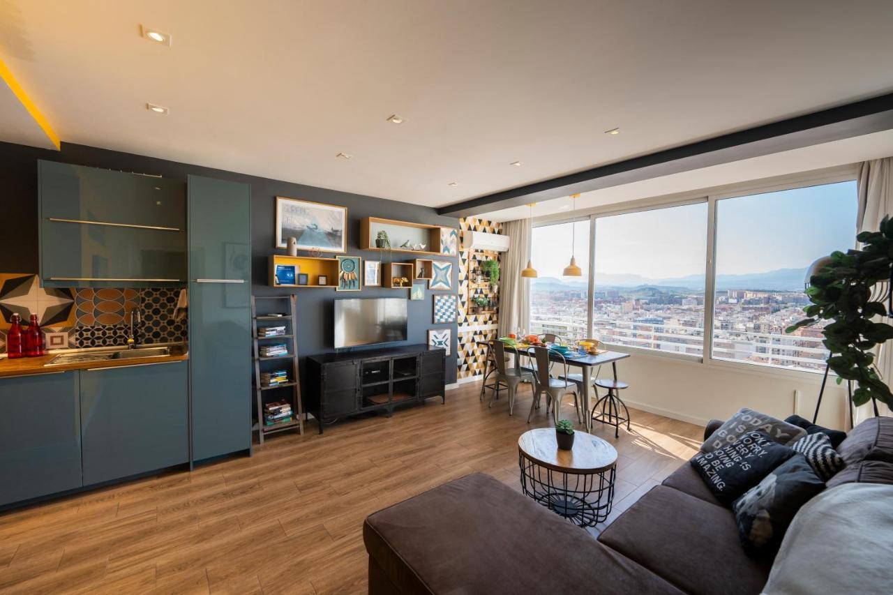 Charming Downtown Skyscrapper Apartman Alicante Kültér fotó