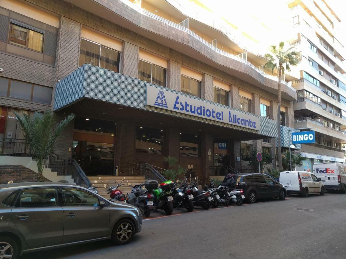 Charming Downtown Skyscrapper Apartman Alicante Kültér fotó